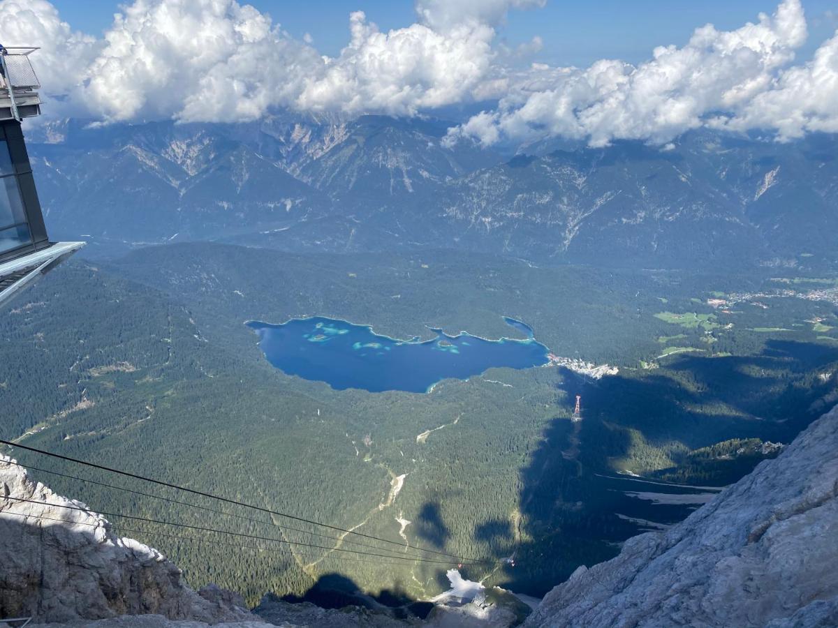 Ferienhaus Butterfly Garmisch-Partenkirchen Ngoại thất bức ảnh